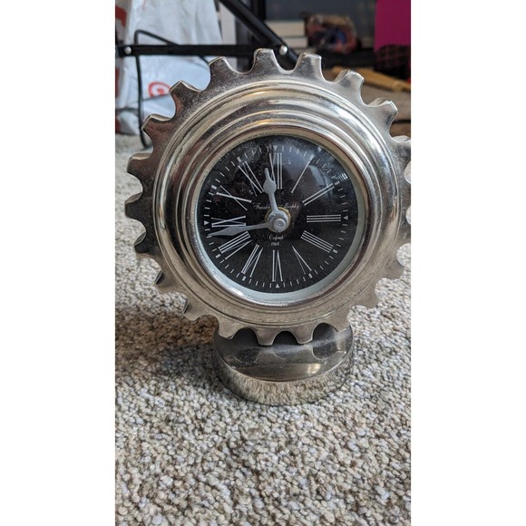 Steam Punk Analog Battery Powered Clock on Stand Silver Color - Picture 2 of 4